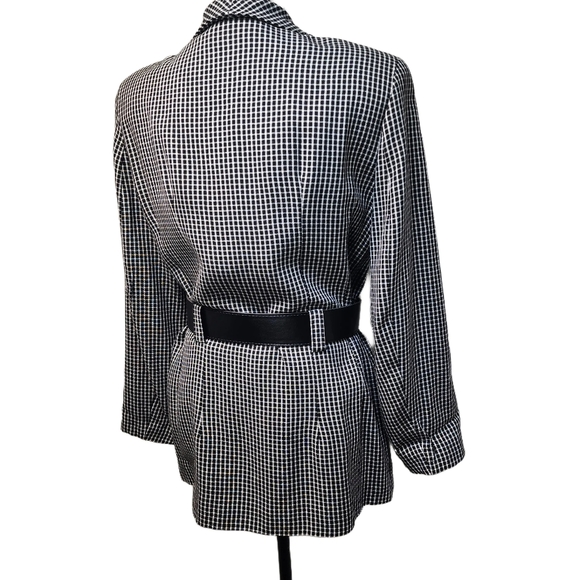 HI studio. Vintage, black & white checked belted blazer. Size: 6 - Picture 4 of 9